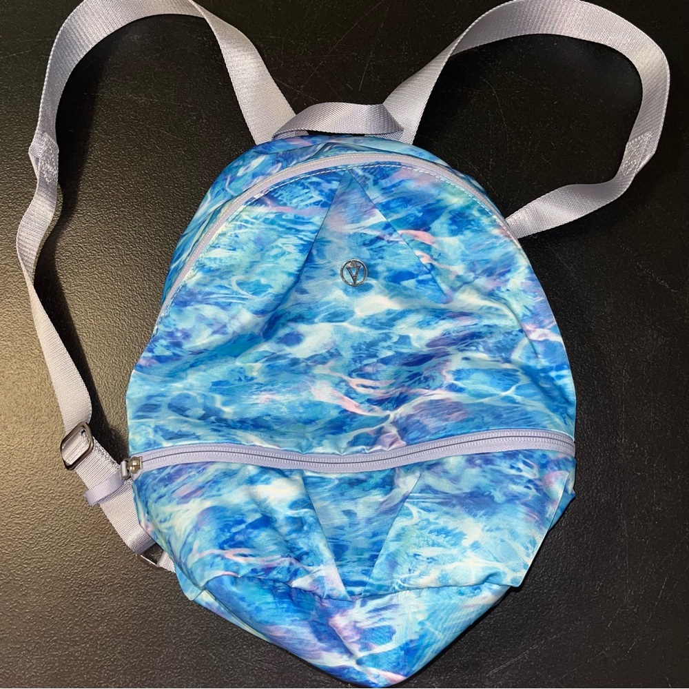 Ivivva small backpack